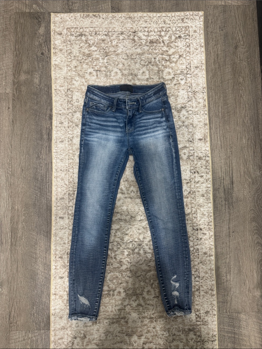 Buckle Women's Blue Distressed Skinny Jeans
